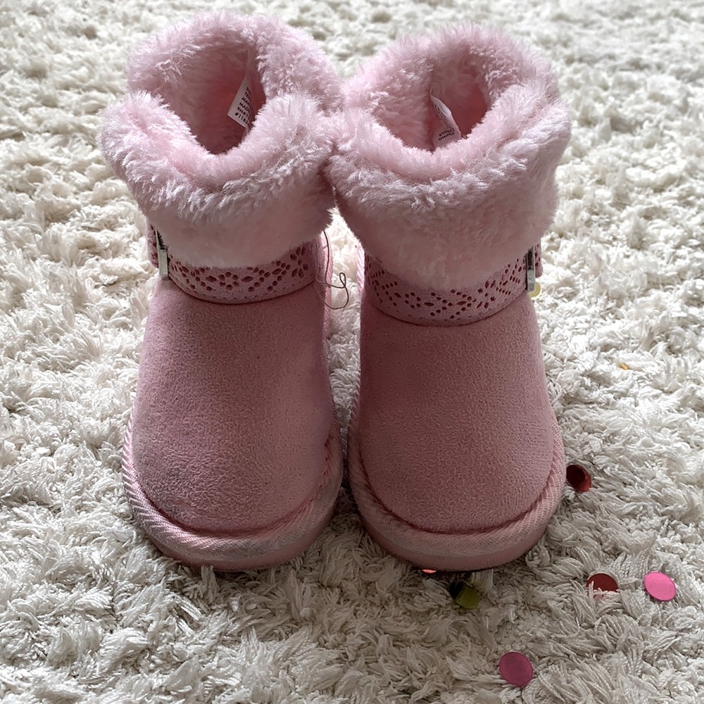 Toddler Pink Booties